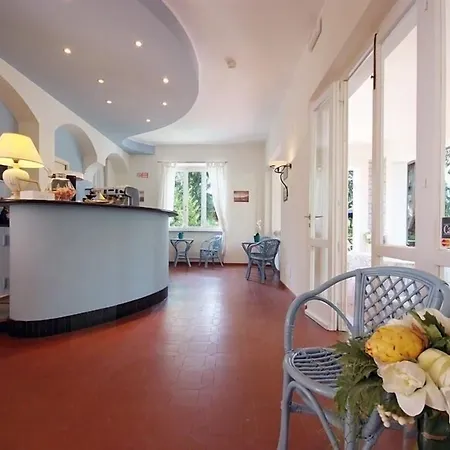 מלון Brigantino פרוצ'ו